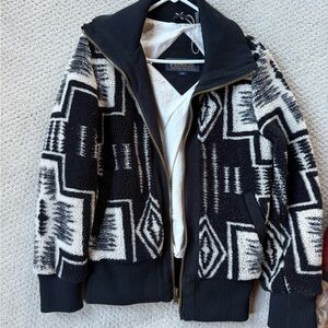 Pendleton Black and White Zip Up Sweater